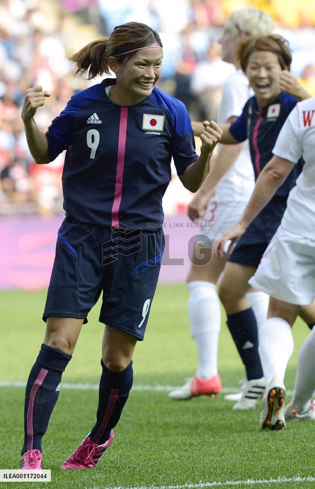 Japan beat Canada in Olympic women's soccer opener