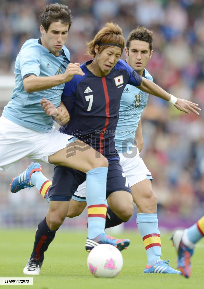 Japan shock Spain in men's soccer for historic victory