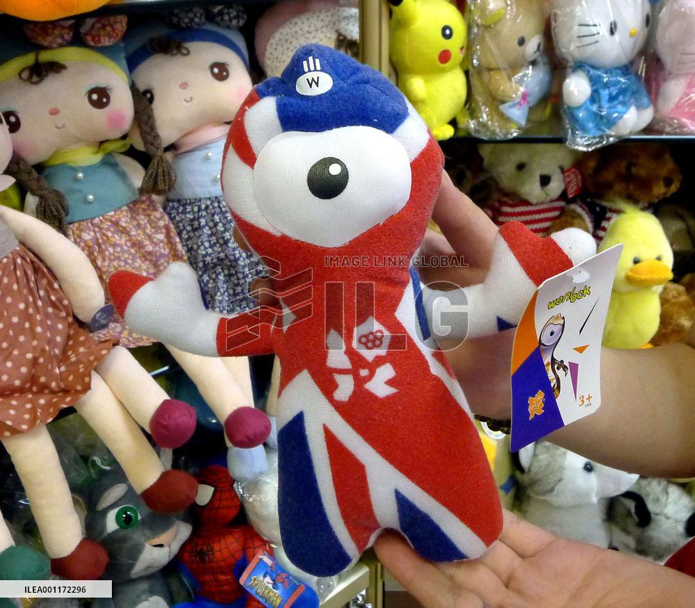 Pirated Olympic goods sold in China