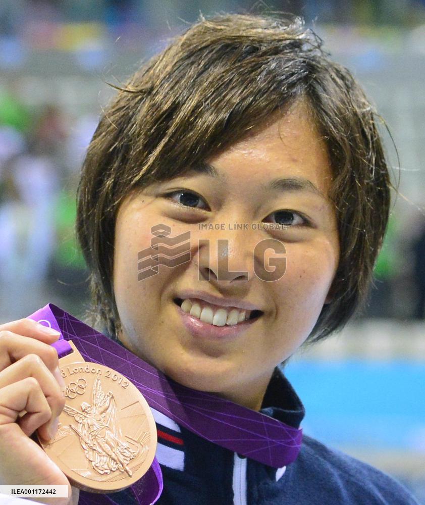 Suzuki wins bronze in Olympic women's 100m breaststroke