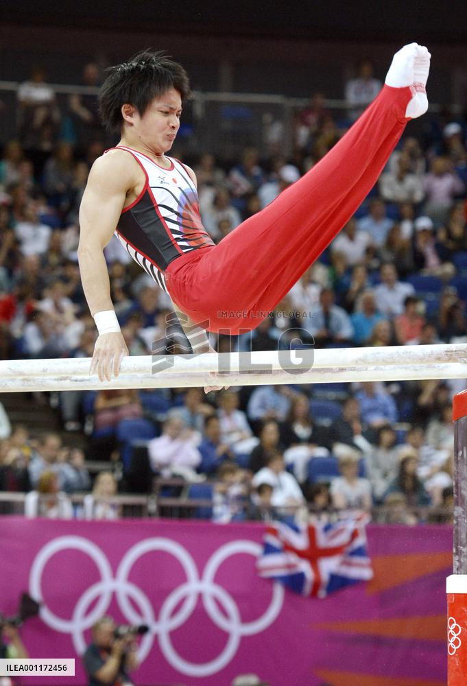 Japan men take silver in gymnastics