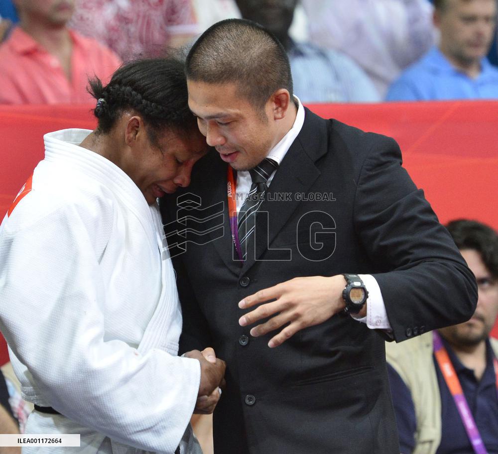 Colombia's Alvear wins bronze in Olympic women's 70-kg judo