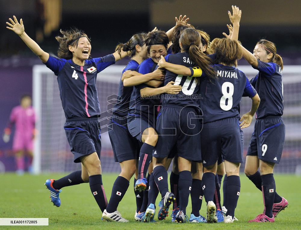Nadeshiko Japan reach Olympic semis