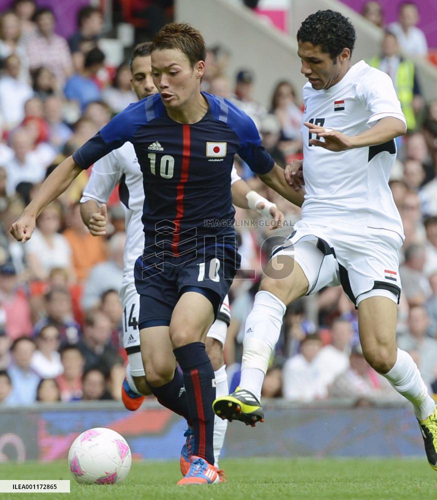 Japan whip Egypt to reach 1st men's soccer semis in 44 years