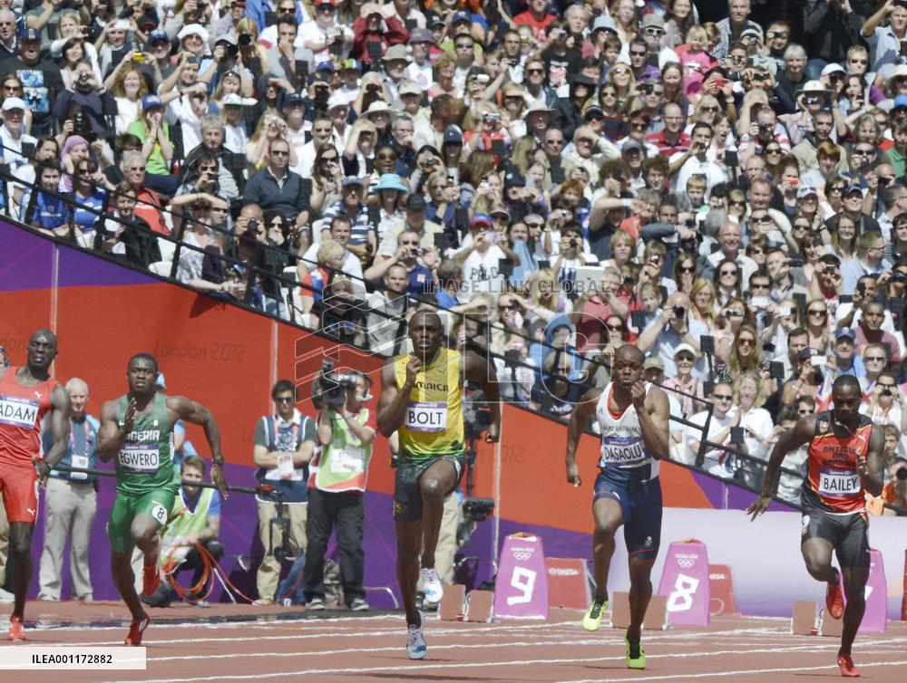 Jamaica's Bolt through to men's 100-meter semis