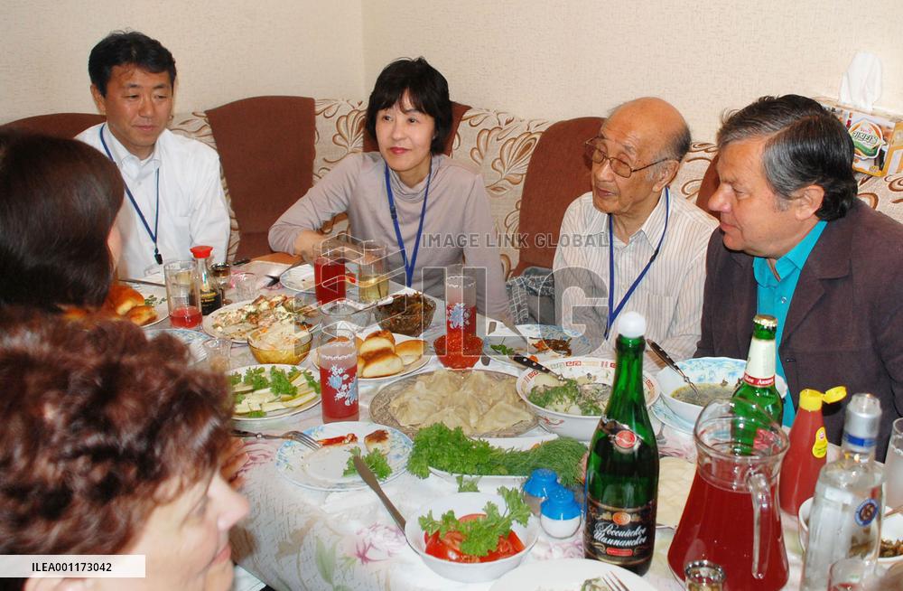 Hokkaido governor visits disputed island