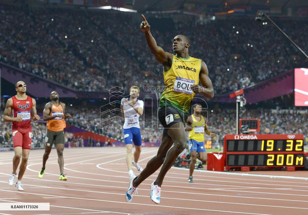 Bolt wins men's 200 meters