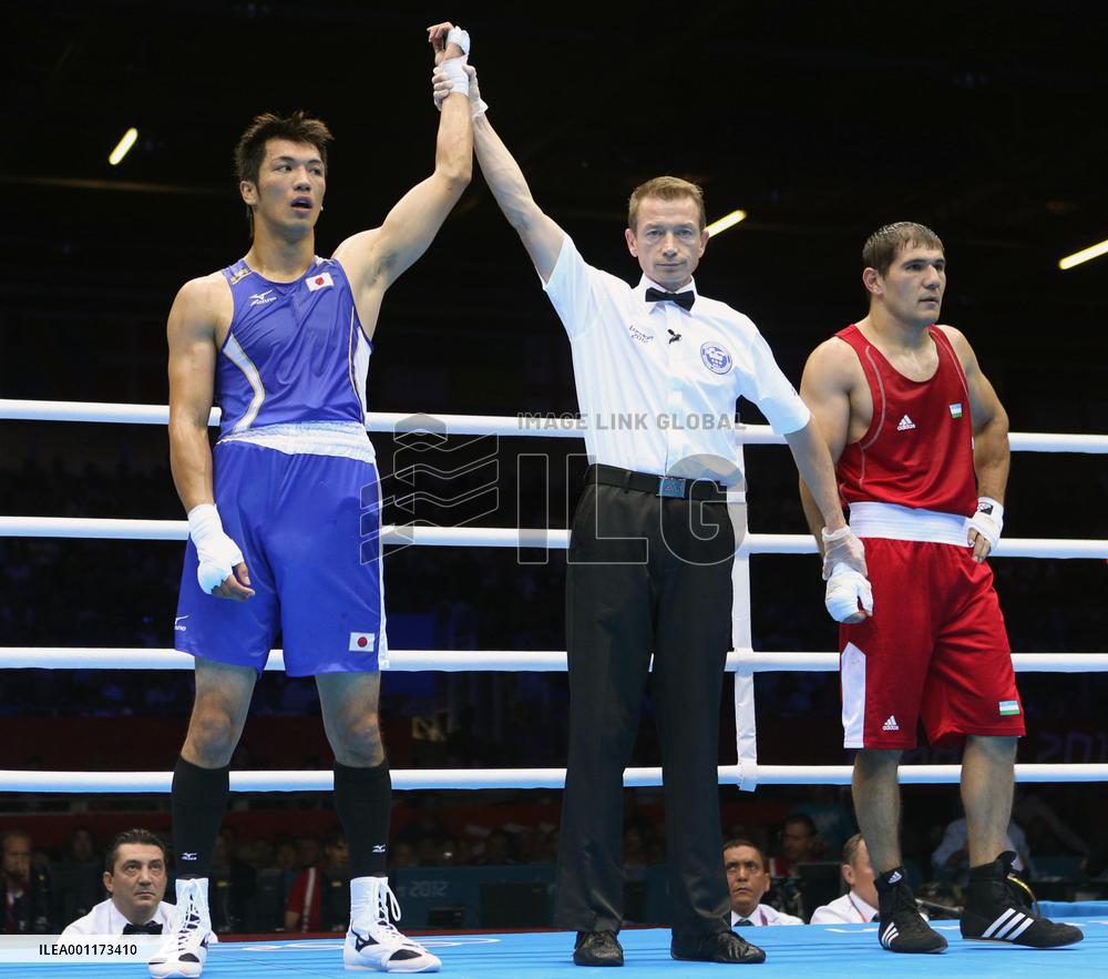 Murata reaches men's middleweight boxing final
