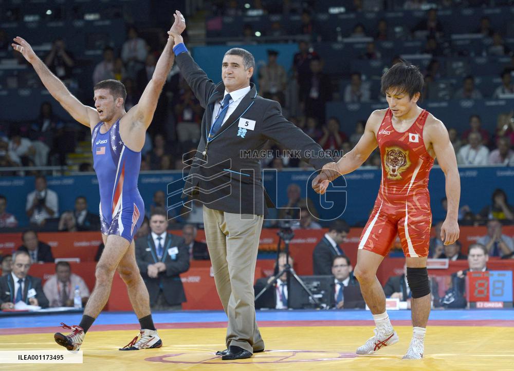 Yumoto loses bronze medal match in men's freestyle wrestling