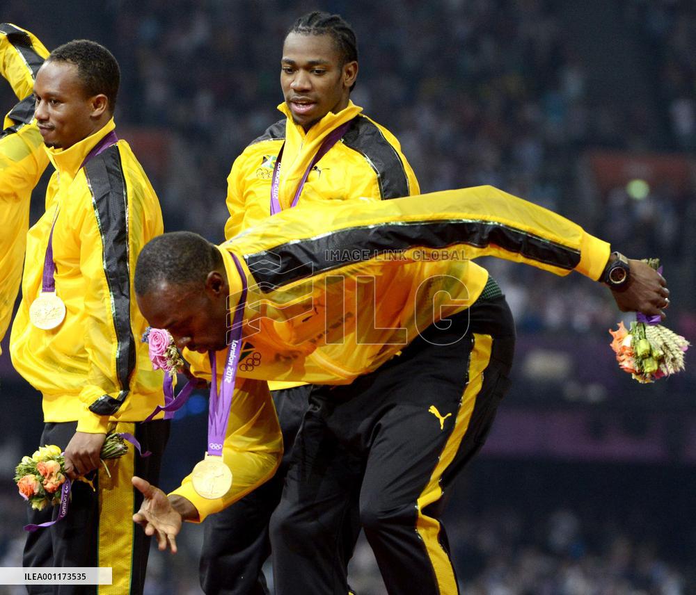Jamaica wins gold in men's 4x100 meter relay