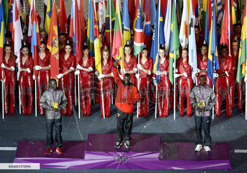 Curtain drawn on London Games, passes baton to Rio