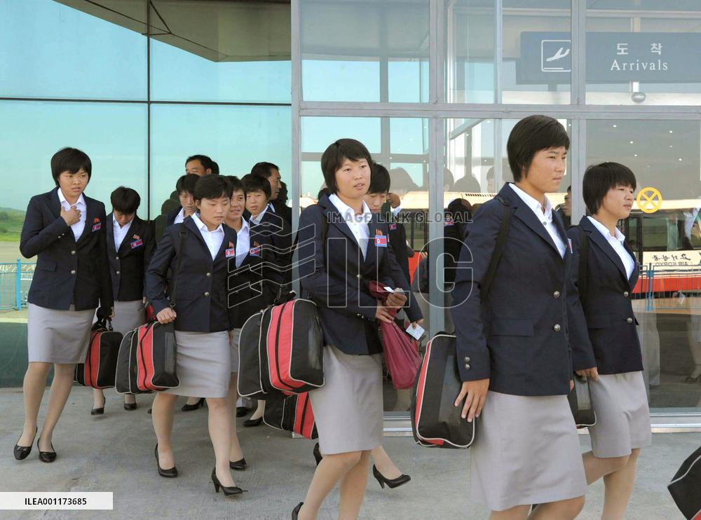 N. Korea women soccer team heads to Japan