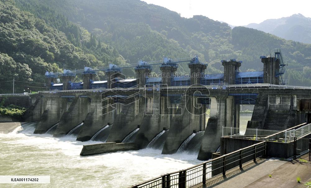 1st dam dismantling in Japan