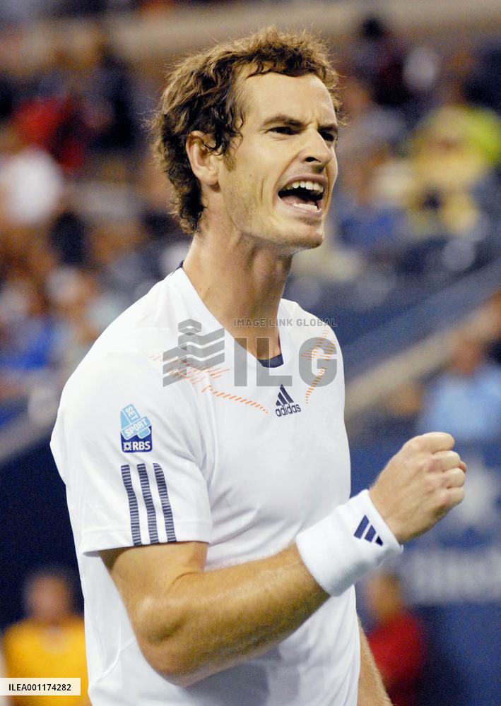 Murray advances to quarterfinals at U.S. Open