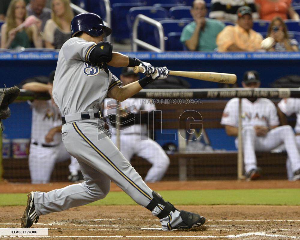 Aoki sparks Brewers with 1st 3-RBI game