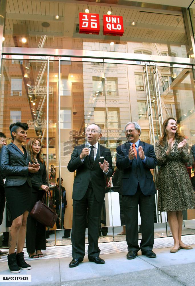 Uniqlo opens 1st U.S. West Coast store