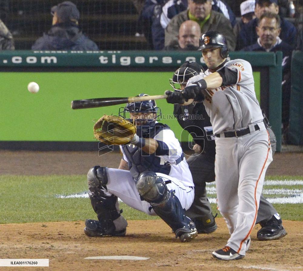 Giants sweep Tigers to win World Series