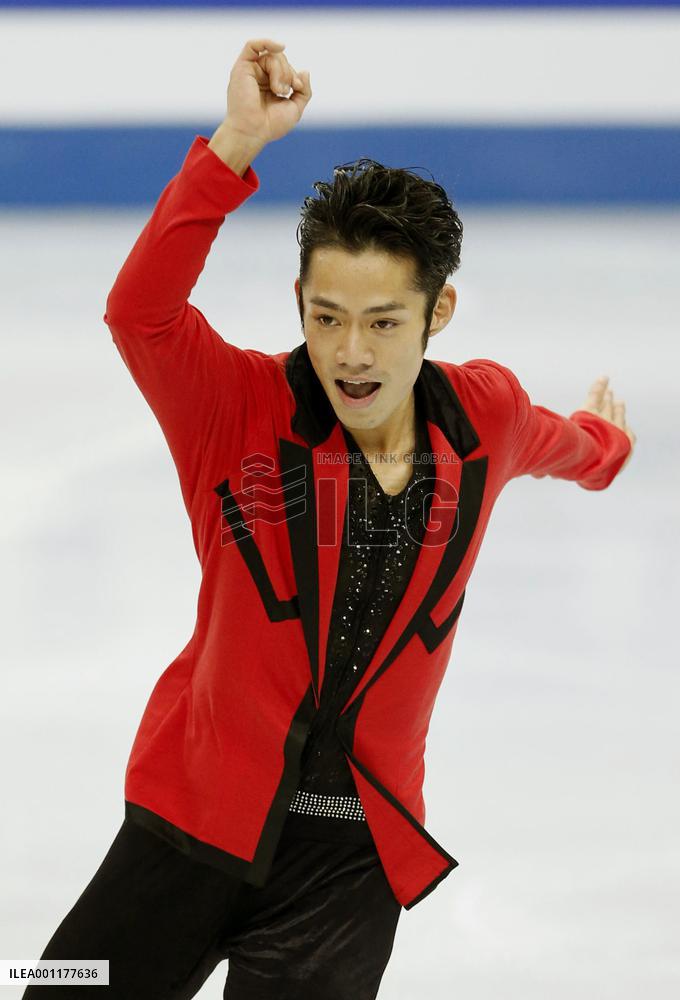 Takahashi leads at Grand Prix Final