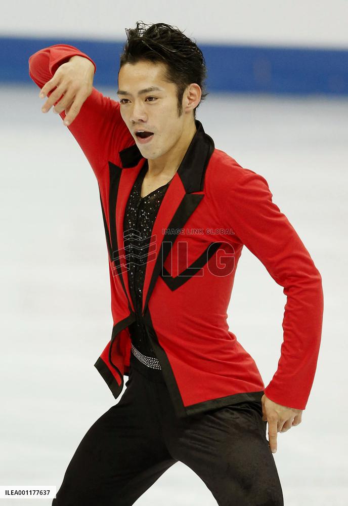 Takahashi leads at Grand Prix Final