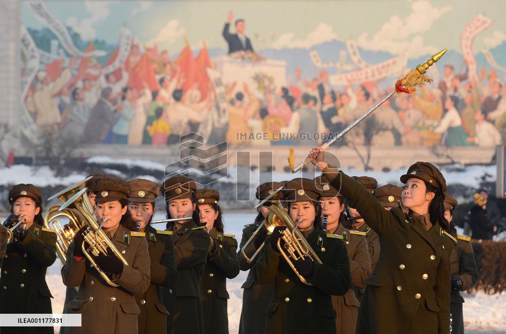 N. Korean citizens rejoice at success of satellite launch