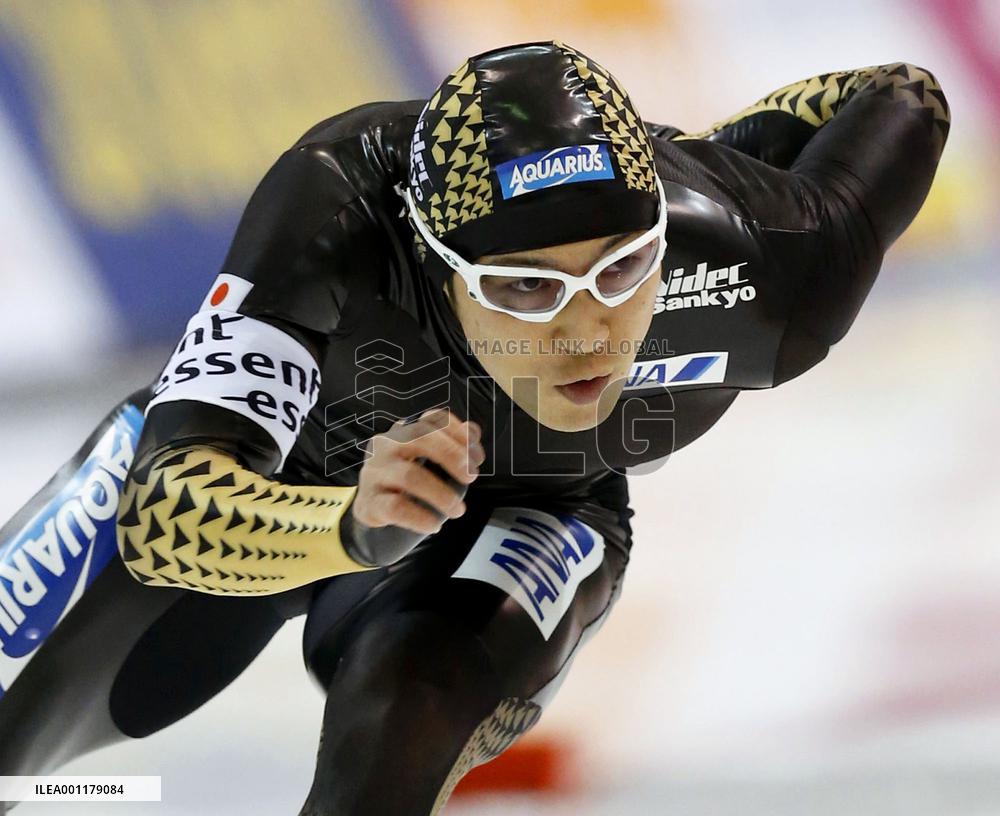 Kato wins men's 500 at world sprint c'ships