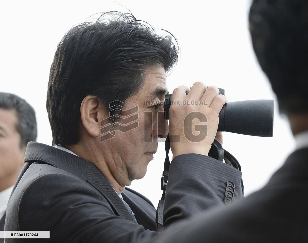 PM Abe visits Okinawa