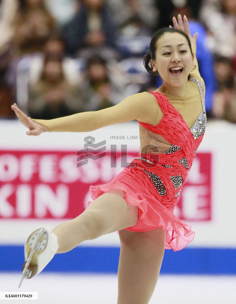 Mao Asada takes lead at Four Continents