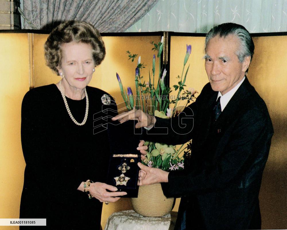 Ex-British Prime Minister Thatcher dies at 87