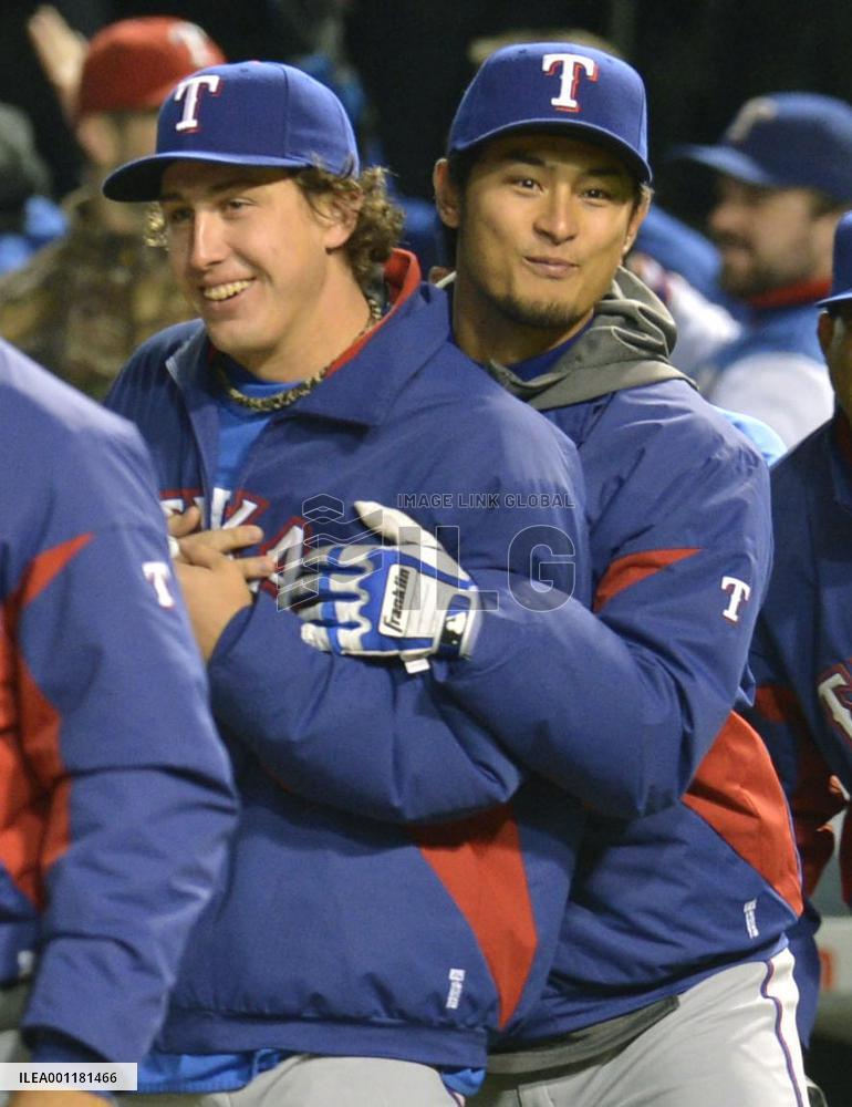Rangers vs. Cubs