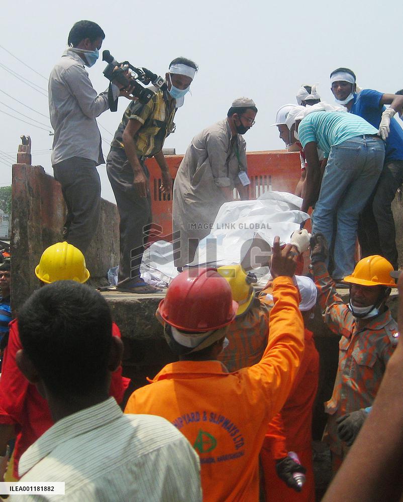Building collapse in Bangladesh