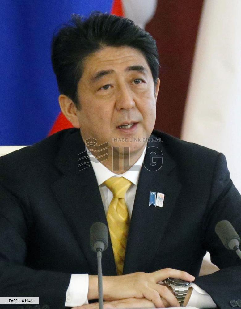Abe, Putin