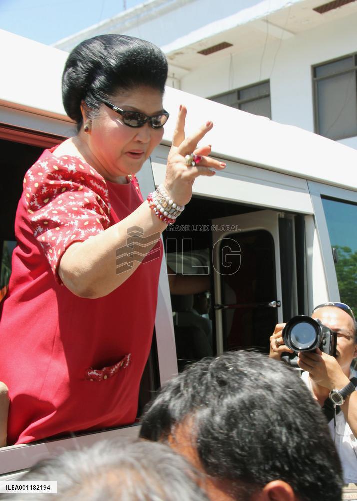 Imelda Marcos seeks re-election