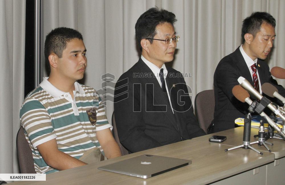Japanese-Brazilian sues Japanese gov't over denial of re-entry