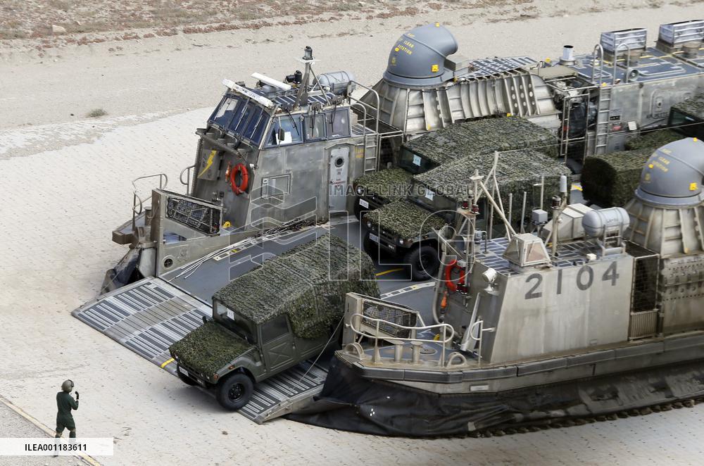 U.S.-Japan landing drill