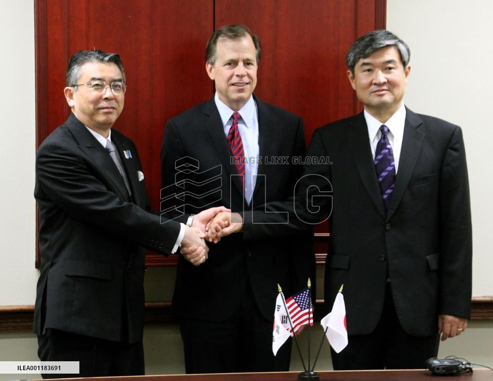 Japan, U.S., S. Korea meeting