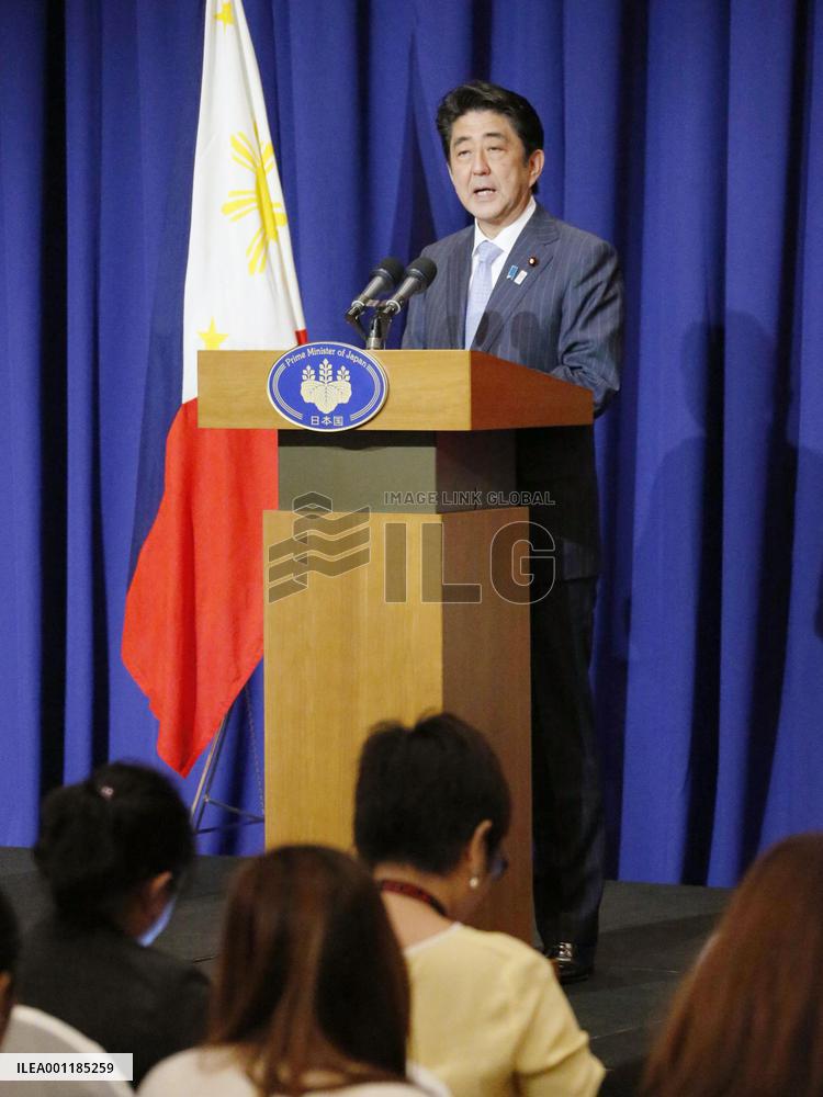 Abe in Philippines
