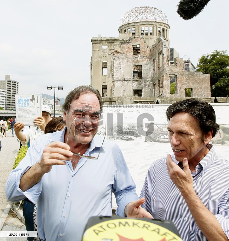 Oliver Stone in Hiroshima
