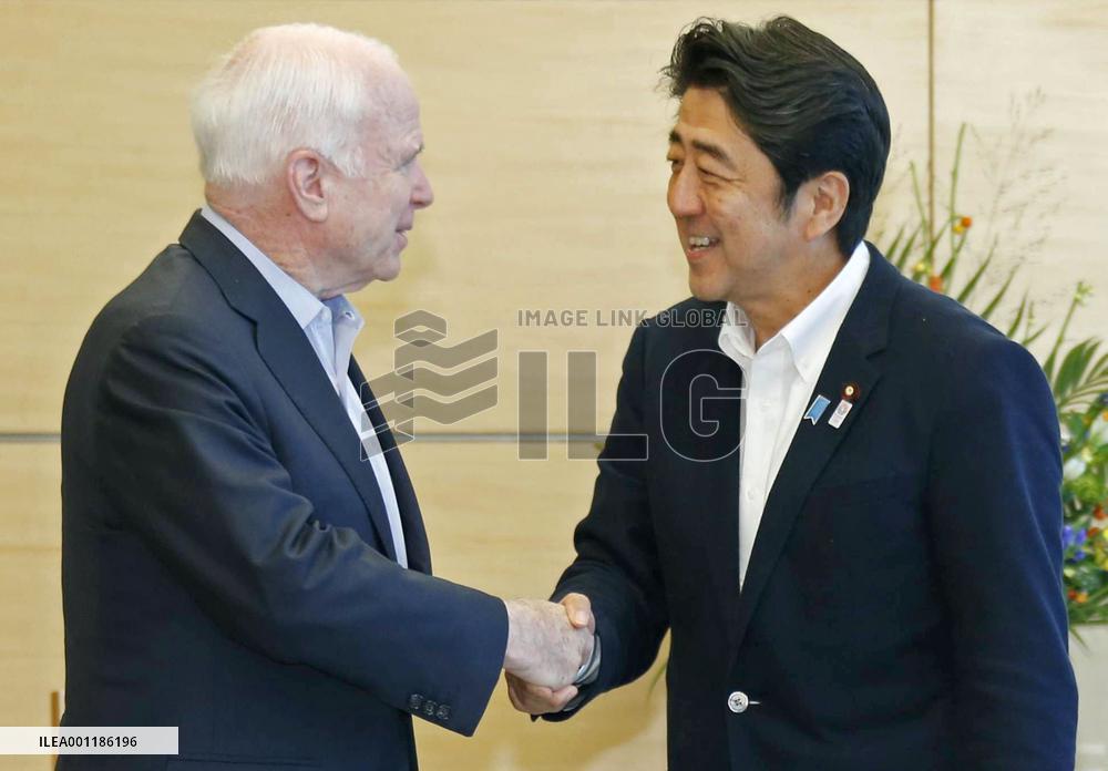 McCain in Japan