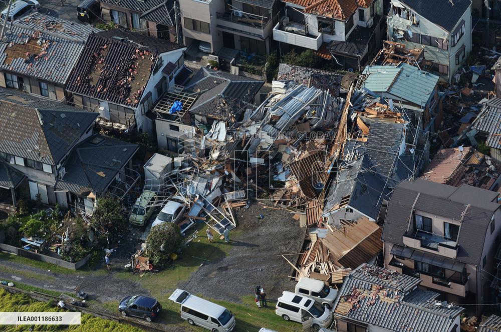 Tornados hit Saitama, Chiba