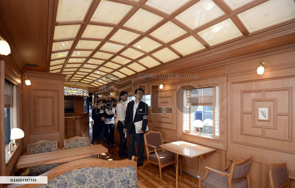 Seven Star train