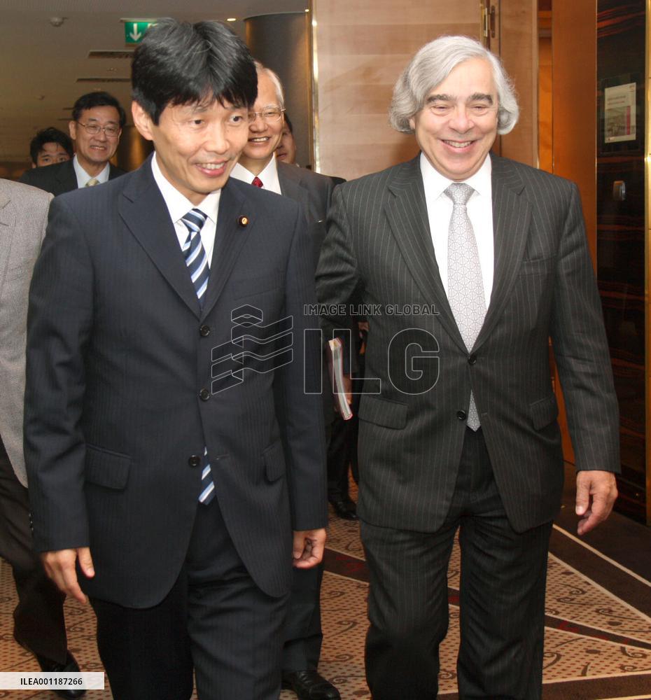 U.S, Japan ministers in Vienna