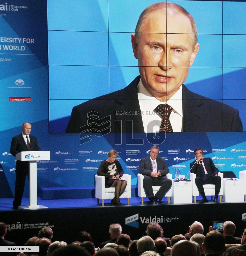 Putin makes speech