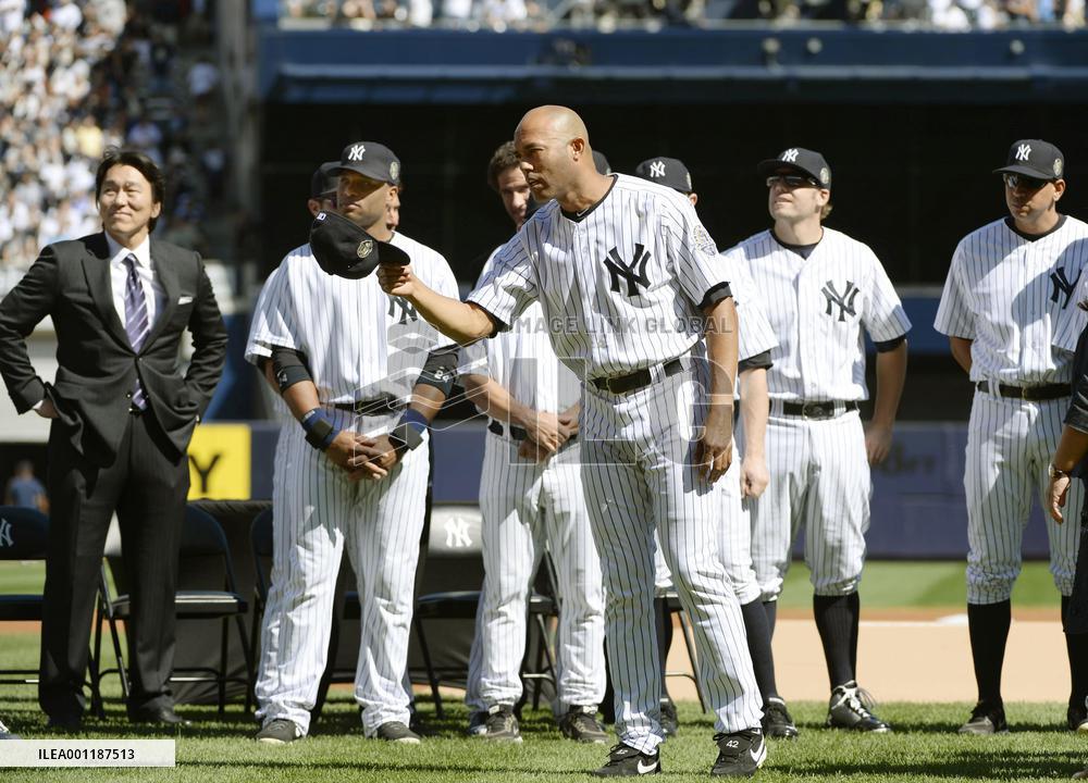 Yankees honor Rivera