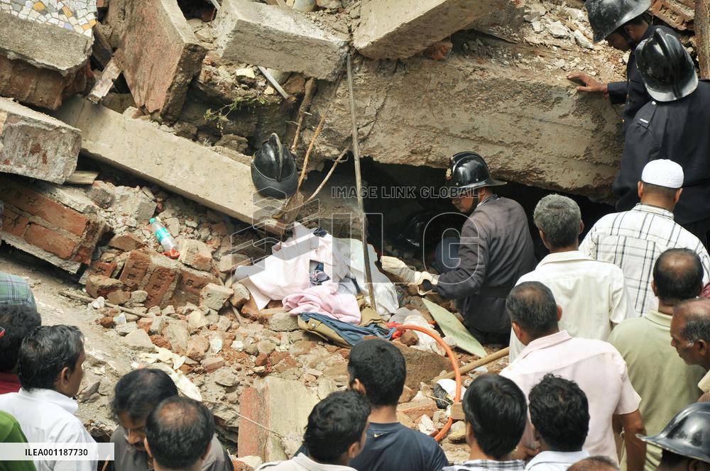 Mumbai building collapse
