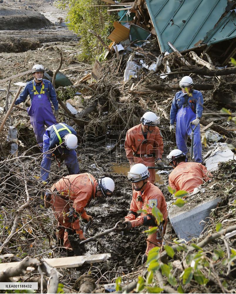 Typhoon hits Japan