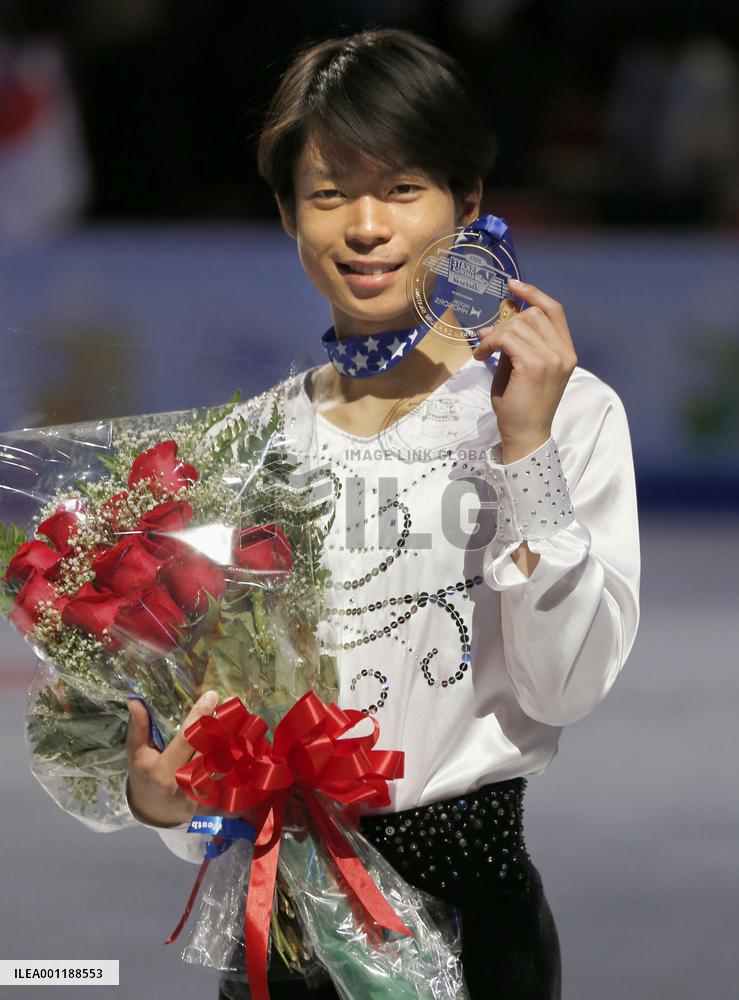 Machida wins Skate America