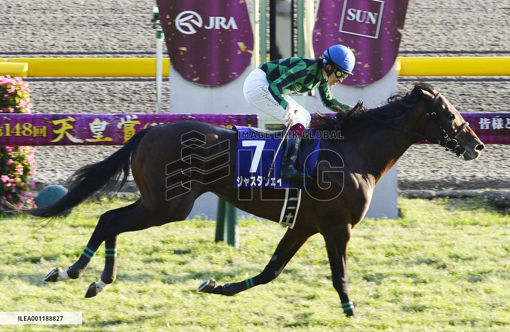 Just a Way wins Tenno-sho