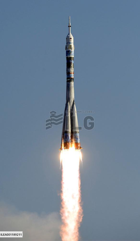 Soyuz lifts off