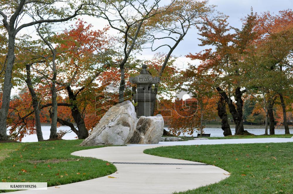 Japanese-style path in Washington