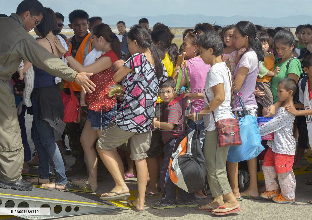 Typhoon hits Philippines